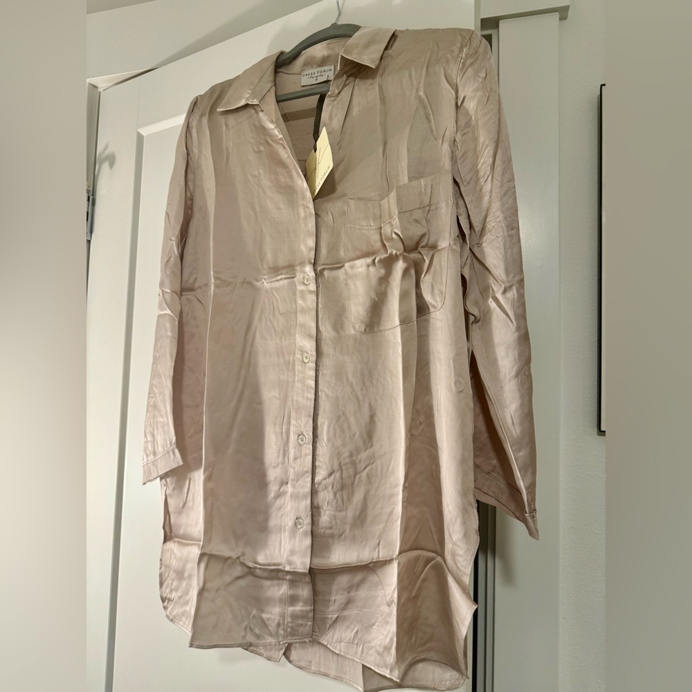 Dress Forum Satin Shirt in Beige